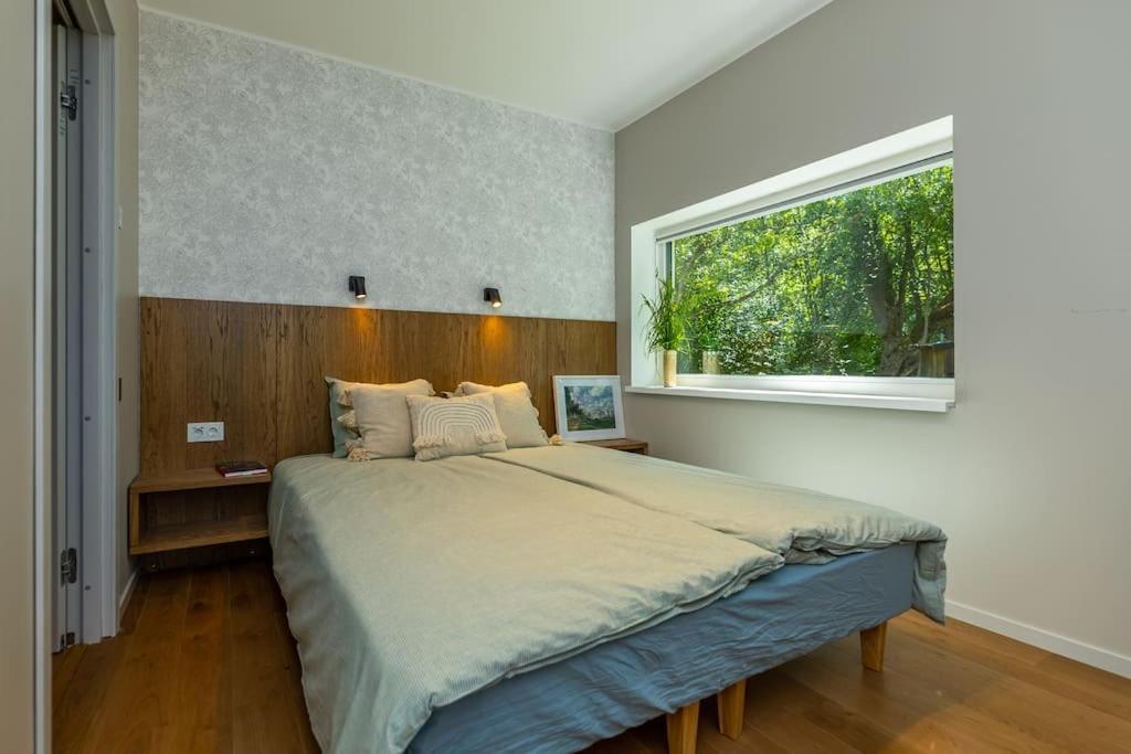 Modern Villa With Sauna & Hot Tub Hiiumaa ภายนอก รูปภาพ